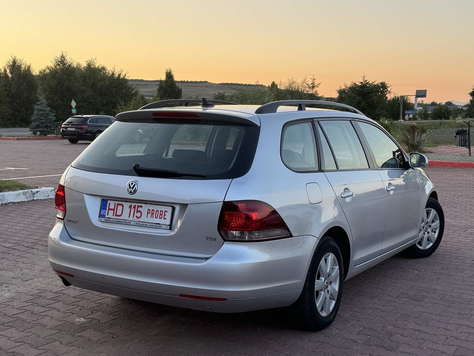 VOLKSWAGEN Golf 2010 — imagine 4