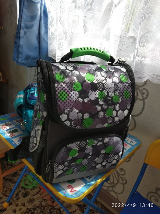 Продам ортопедический рюкзак