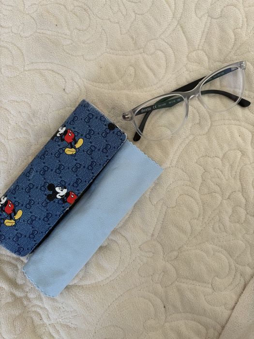 Детская оправа для очков с контейнером и тряпочкой