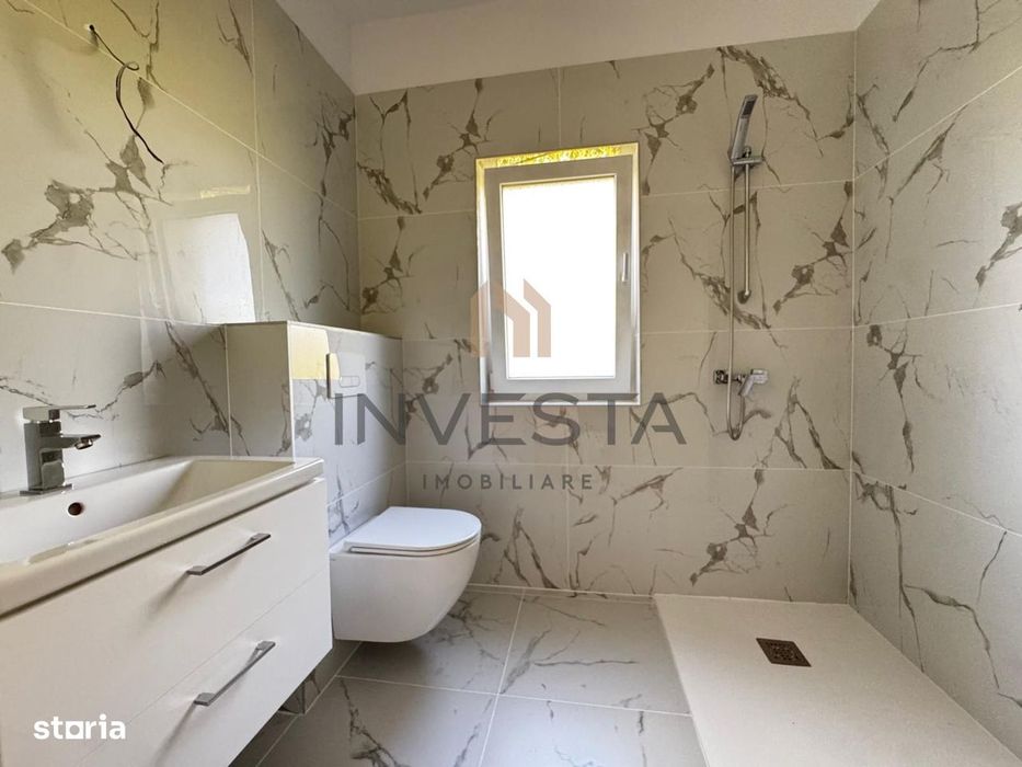 Casa tip duplex de vanzare, constructie noua, strada privata, Floresti