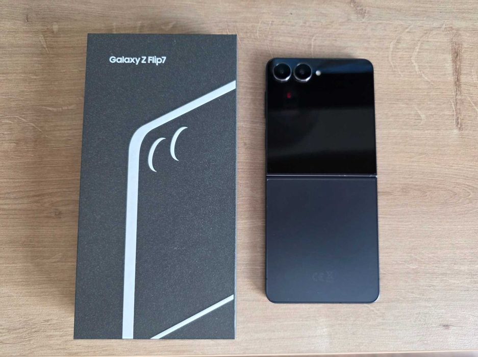 Samsung Galaxy Z Flip7
