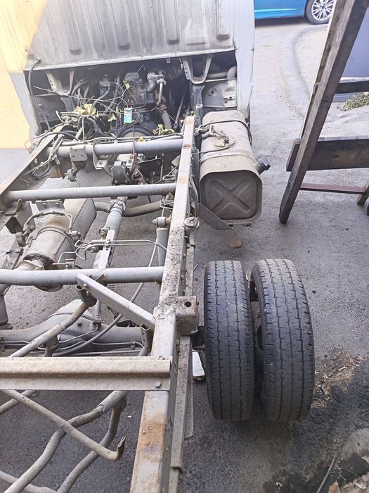 Продам Мазда бонго 1995