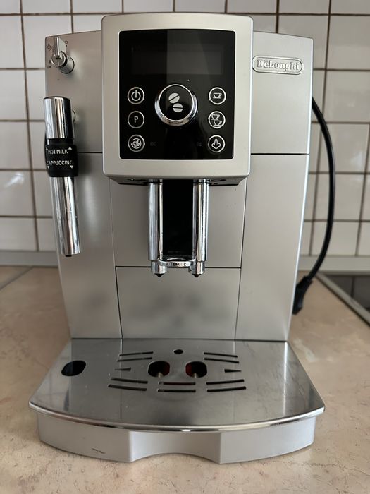 Кафемашина De’Longhi Magnifica S ECAM23.420.SB