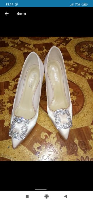 Продам туфли новые