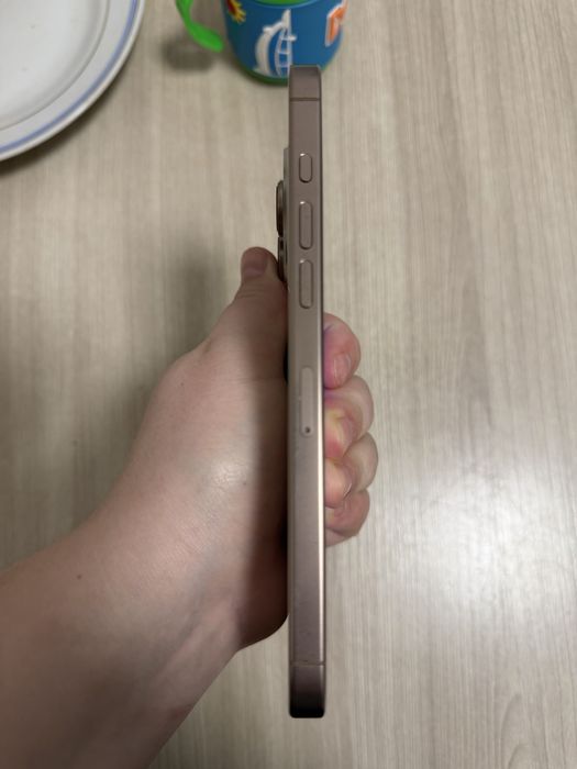 Продам айфон 16 про макс