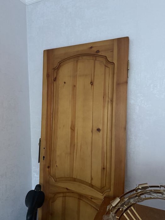 Продам дверь 15тыс