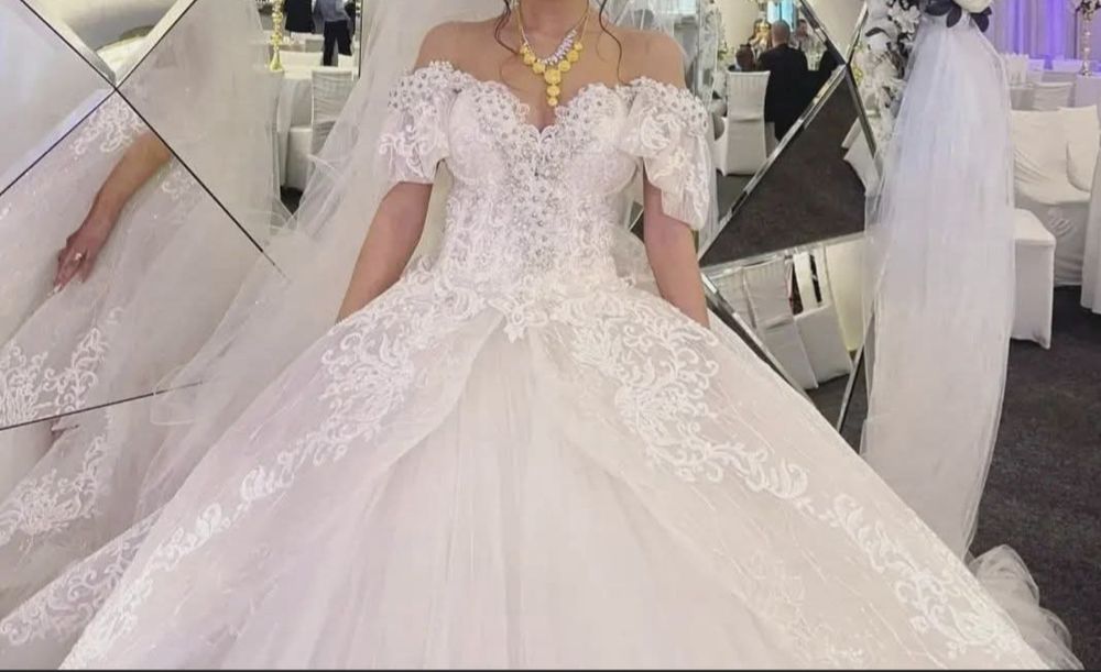 Булченска рокля на Juliakontugruni