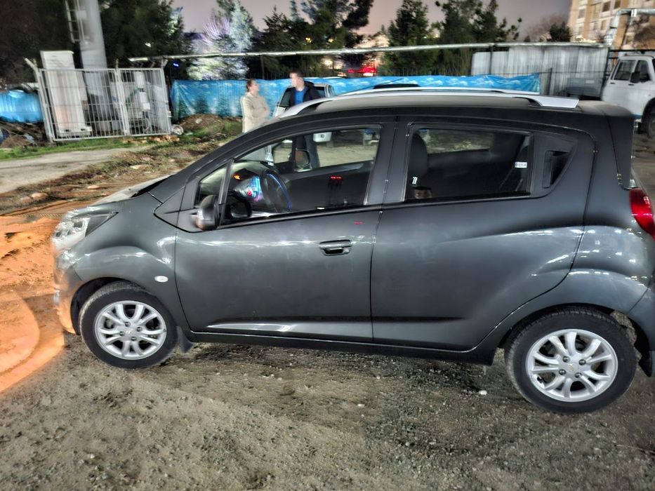 Шевролет спарк автомат