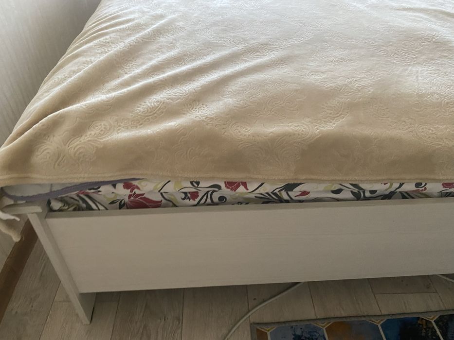 Кровать двухспальная