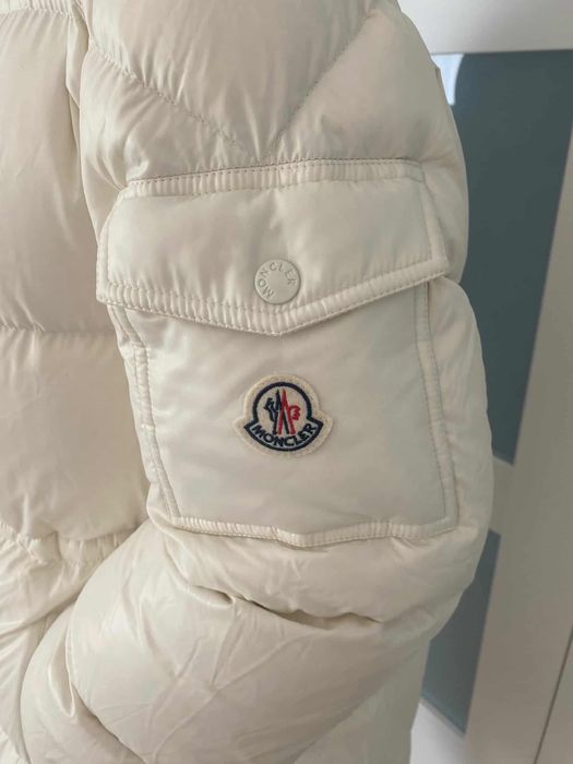 VAND/SCHIMB  Geaca Moncler nr 4 Originala