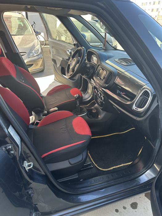 Vand Fiat 500L  living 7 locuri