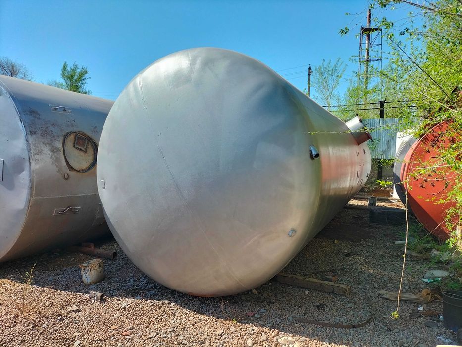 ЖД цистерна на 50. 62. 73. куб. Емкости . Бочки. от 5 до 200 кубов.