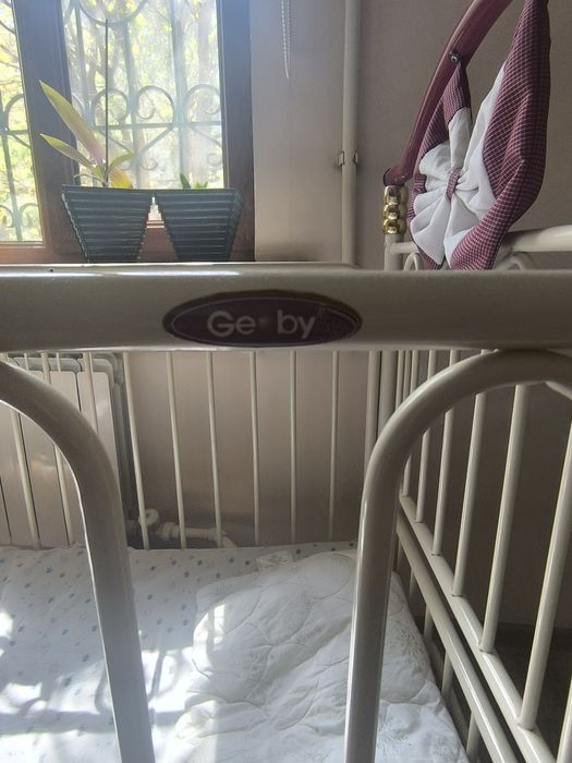 Кроватка детская