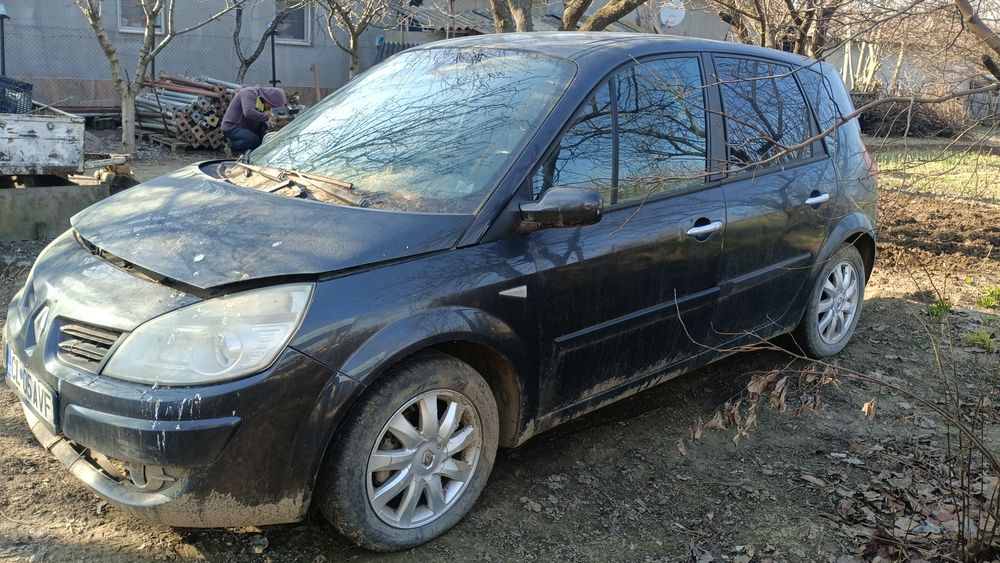 Renault Scenic 2 funcțională pentru dezmembrări