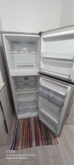 Frigider Beko NeoFrost