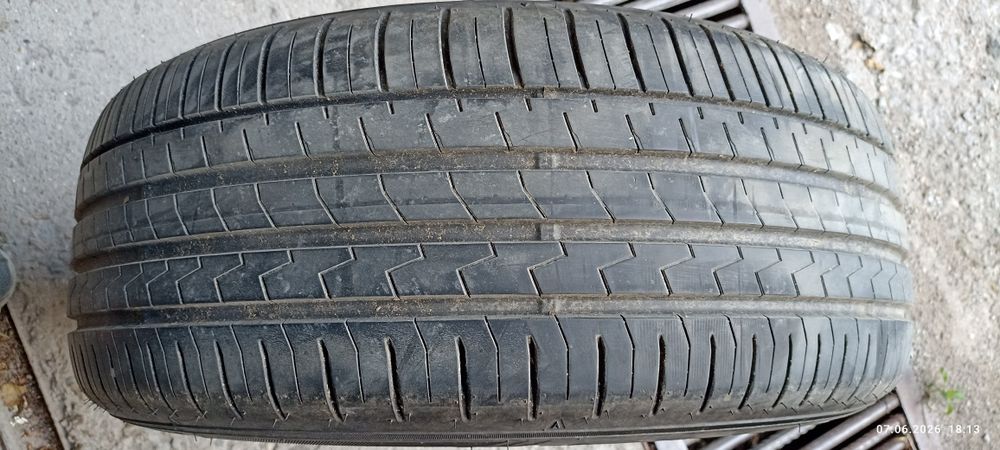 4 бр  гуми 235 55 17 Falken