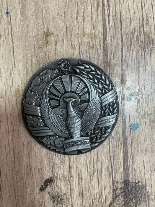 Lyuk Dush polka devorga va Patolok va polga lyuk yasaymiz