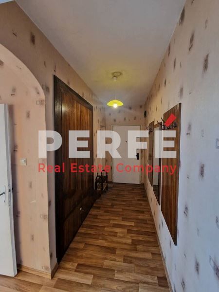 Дава се под наем Тристаен апартамент в Бургас, Център - 74 кв.м за 331.5 € - Снимка #4