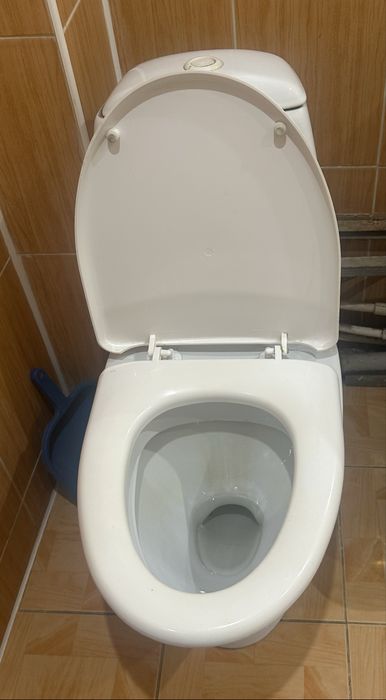 Срочно Продам унитаз