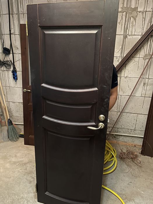 Межкомнатные двери деревянные