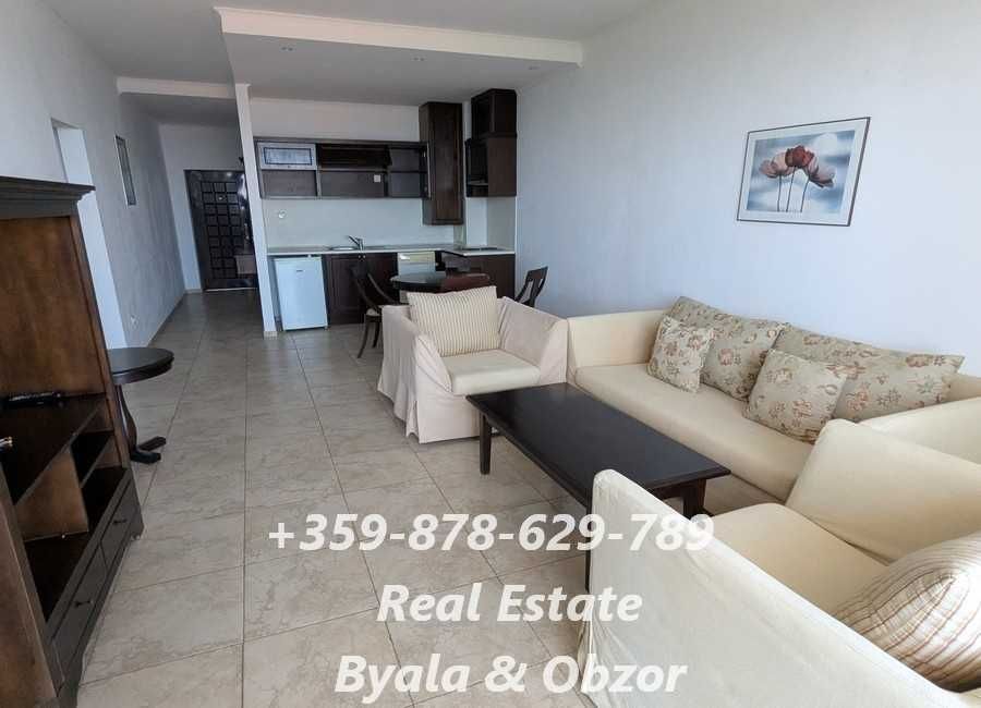 Продава се Тристаен апартамент в Обзор - 126 кв.м за 51 €/кв.м - Снимка #4