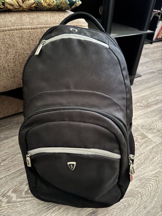 Рюкзак сумка сатылады