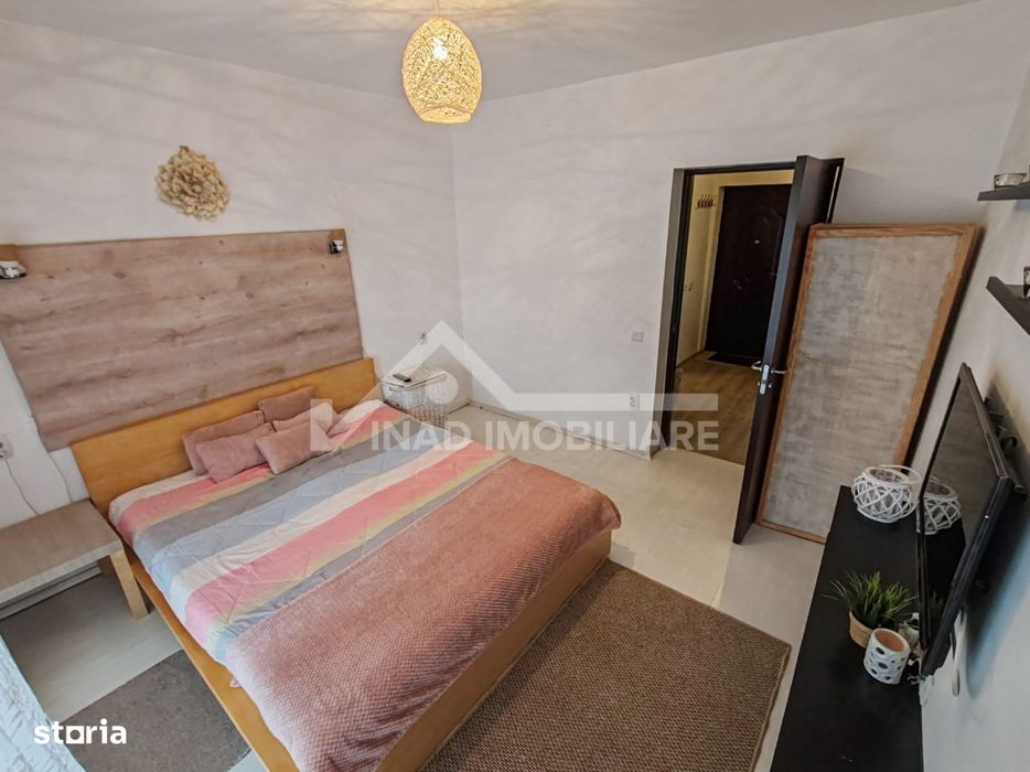 Apartament 3 camere, 2 balcoane, parcare, mobilat si utilat, Str.Porii