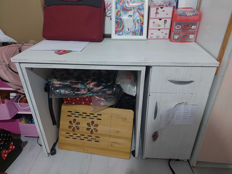 Двойно бюро за ученици