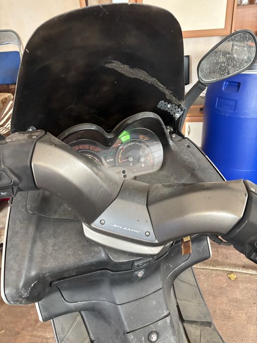 Априлия Атлантик