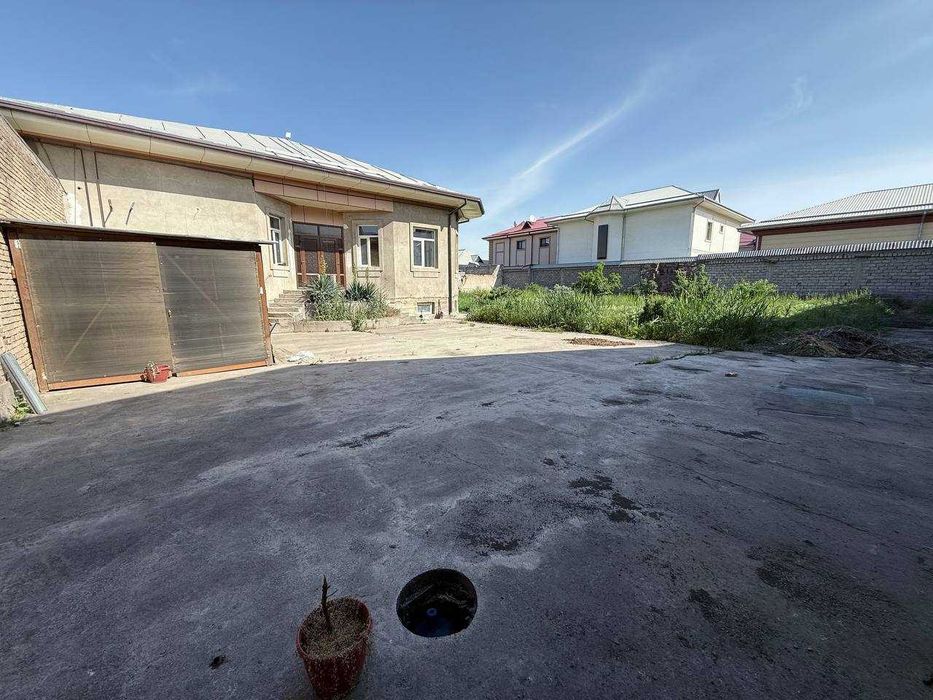 СРОЧНО !! Продается участок в Яшнабаде 12 соток 5 комнат