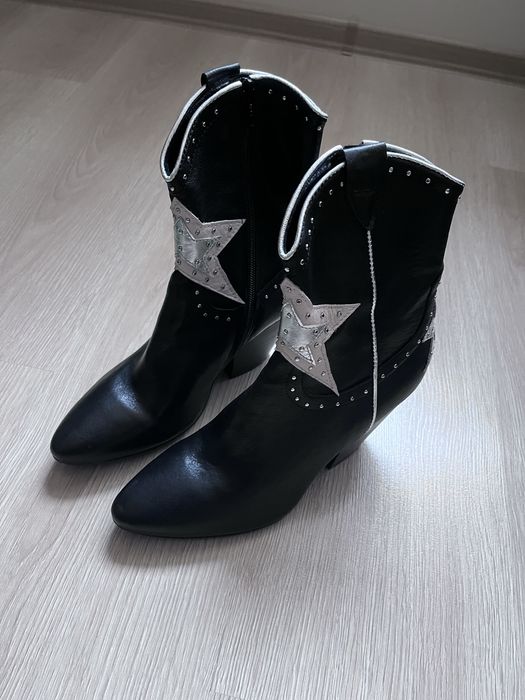 Дамски кожени боти с ток