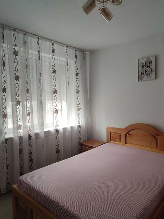 Apartament de inchiriat- Zona Liceului Odobescu