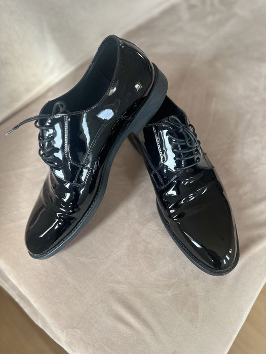 Pantofi si curea ceremonie