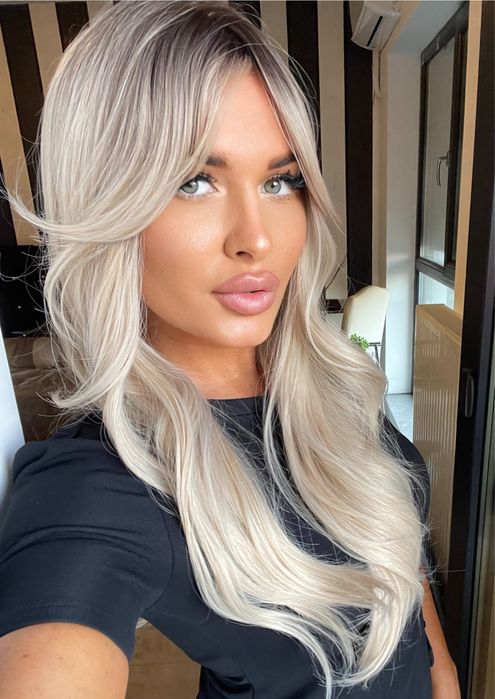 Peruca semi naturala blond platinat balayage breton lateral