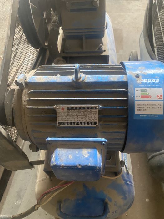 Компрессор 100л 2шт