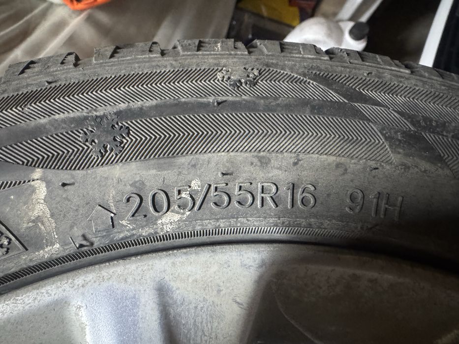 Продам резину на р16