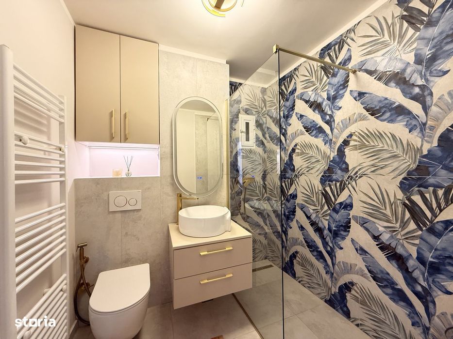 Ap. 3 camere , renovat , garaj - Ultracentral