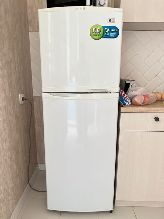 Холодильник lg бу