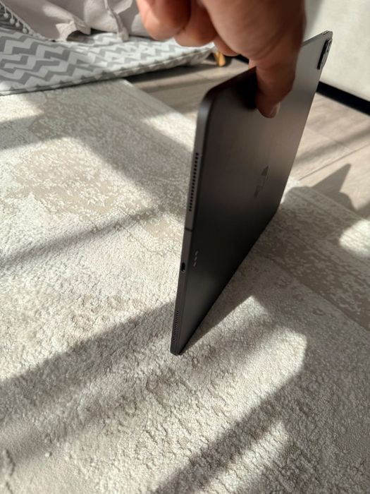 iPad Pro 12.9 4th Gen