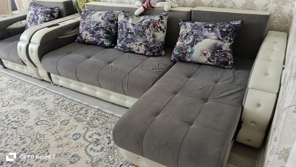 Продам диван с креслом