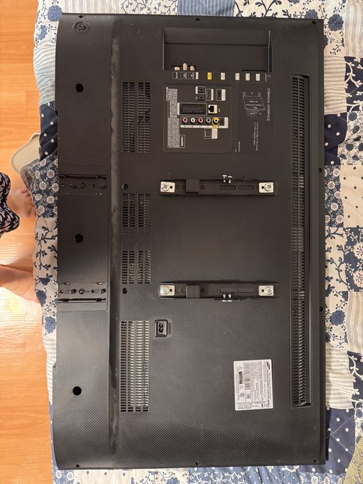 Продается телевизор Samsung, диагональ 40”. Smart Tv