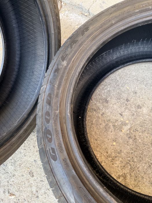 Всесезонни гуми Goodyear 285/40/20 Цената е за 2 броя