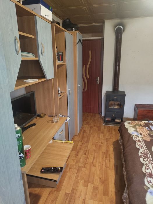 Vând garsonieră in Câmpeni