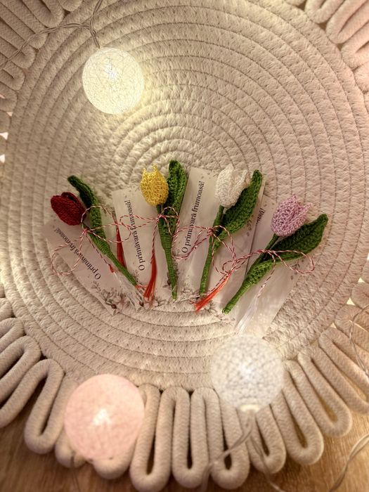 Brosa martisor lalea