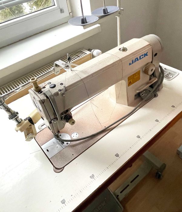 Masina de cusut Liniara JACK - JK5550