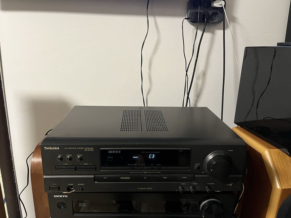 Amplituner Technics SA-EX140