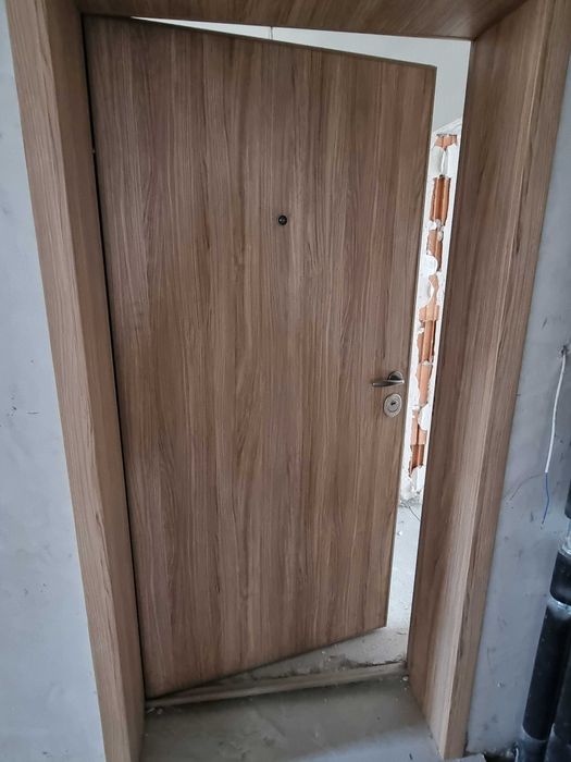 Продава се Тристаен апартамент в София, Надежда 4 - 104 кв.м за 997 €/кв.м - Снимка #1