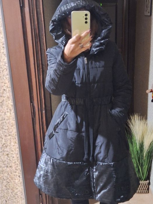 Дамска връхна дреха-манто