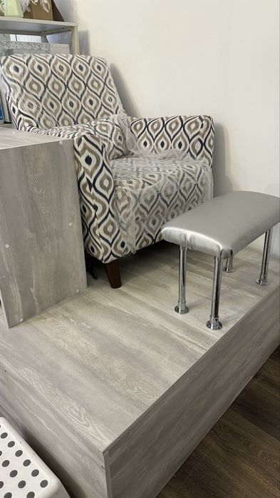 Мебель и техника