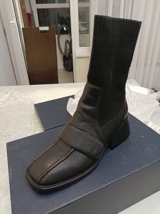 Ботинки кожаные демисезонные